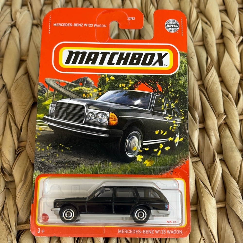 1980 Mercedes-Benz W123 Black Station Wagon Matchbox German 80s Car 2022 MB22 🆕